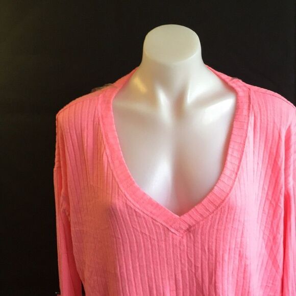 NWT Pink Victoria Secret Large - Picture 3 of 3